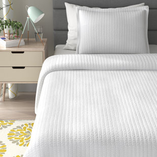 Tahari home blanket online stitch quilt